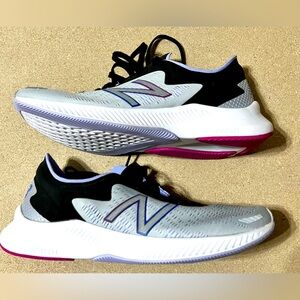 New Balance WPESLUm1, NWOT, Size 7.5